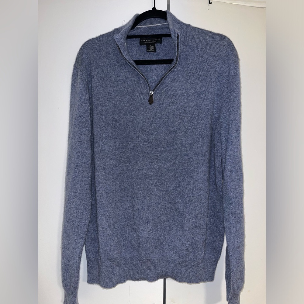 The Bloomingdale’s Men’s Shop Blue Sweater, Men’s Large, 100% Cashmere.